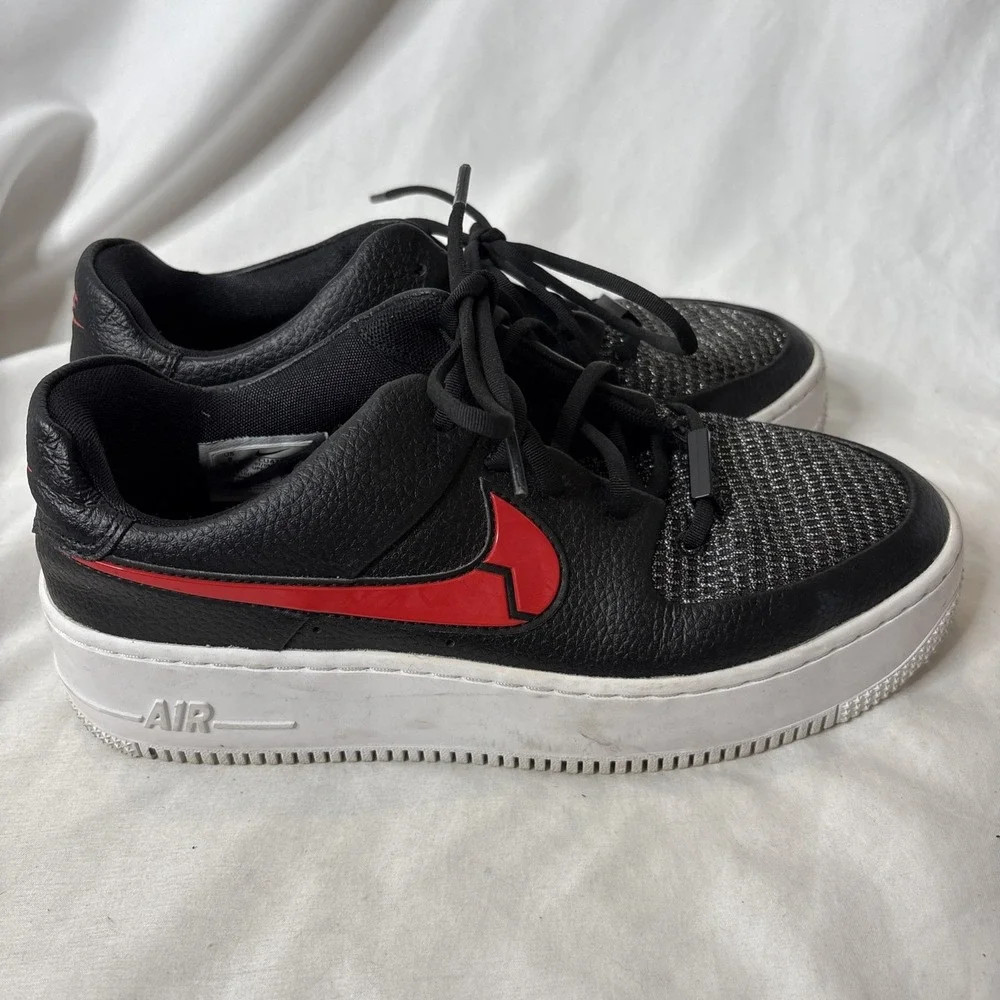 Nike Air Force 1 Sage Low Valentines Womens 8 Black‎ Red CU4759-001 Shoes - Picture 6 of 10